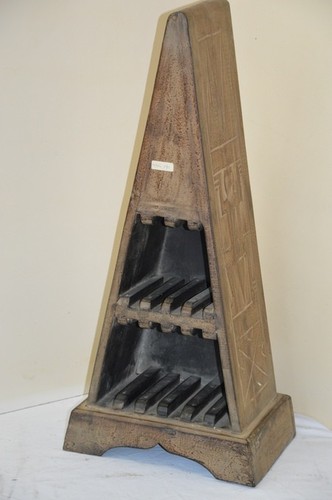 Piramide legno porta cd - in,